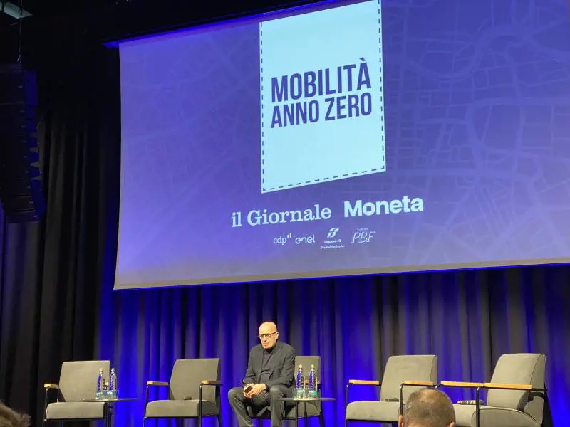 Sallusti: “Stiamo decidendo a chi dare in mano il mondo”