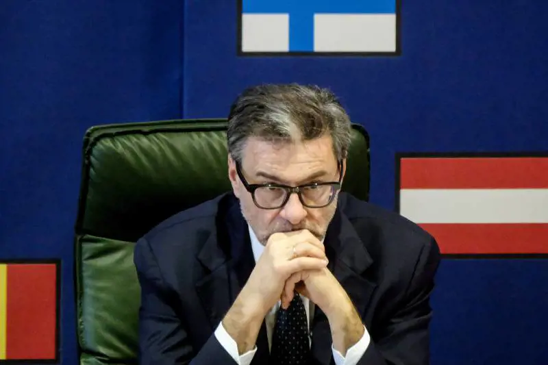 Forza Italia ripropone il buono scuola per "liberare" l’istruzione