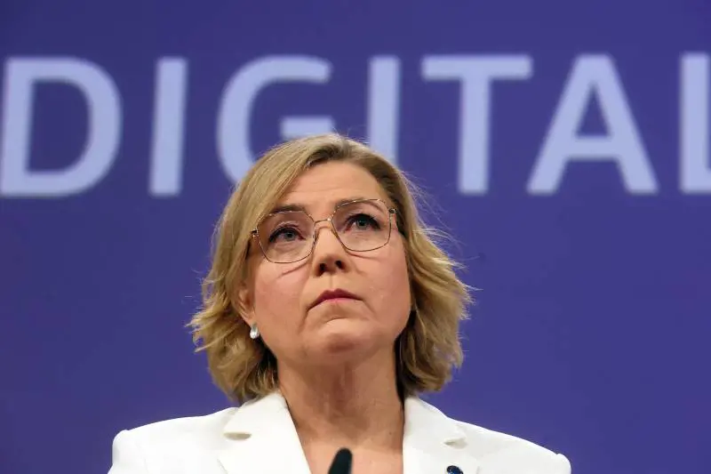 Privacy, l'Ue più flessibile sull'IA