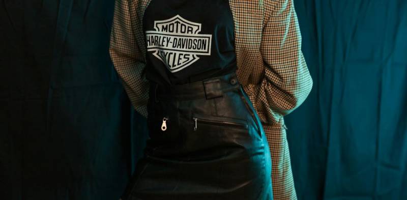 Giacca e gonna in pelle