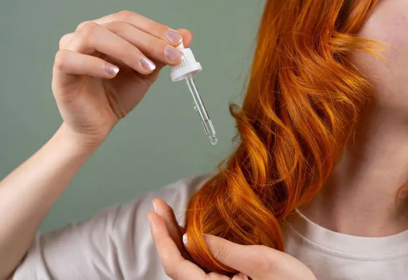 5 sieri per capelli da applicare dopo la piega (e un segreto per farla durare di più)