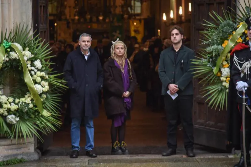 "Nonnina mia, agli eventi mi presentavi come il tuo fidanzato"