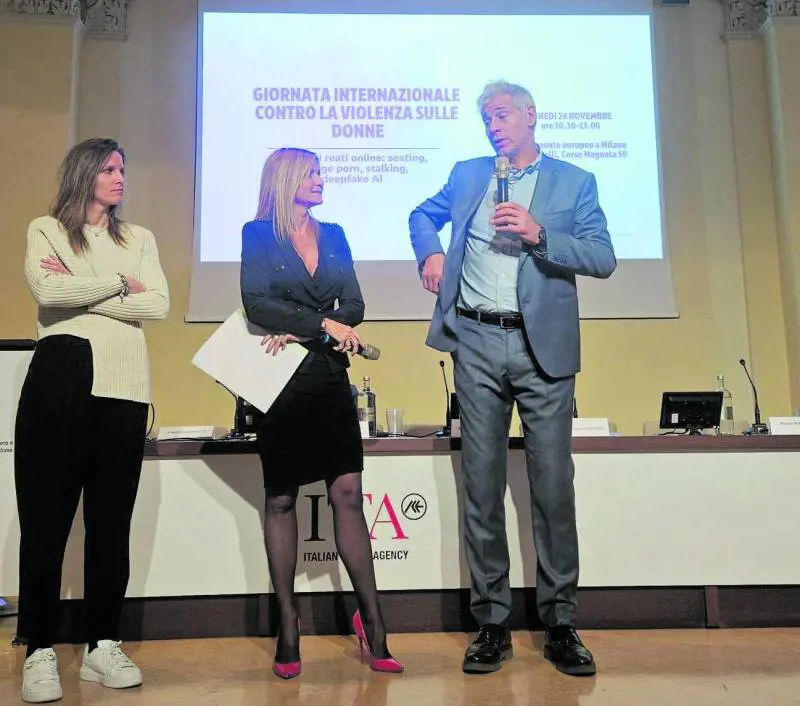 Le cyberviolenze sono in aumento. Toldo e Zanella fanno lezione