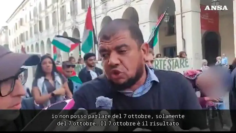 L’arresto e la revoca della cittadinanza: espulso l’imam di Torino