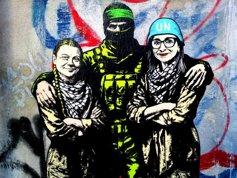 Greta, Albanese e il miliziano di Hamas: la nuova provocazione alla Stazione Termini