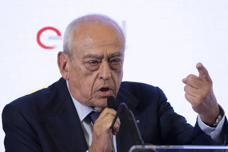 Patrimonio di oltre 8 miliardi di euro e “signore” delle costruzioni: chi è Francesco Gaetano Caltagirone