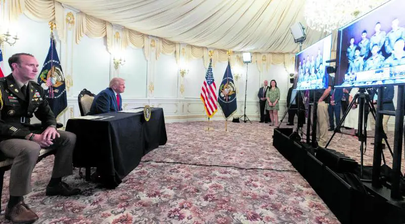  Pugno duro di Trump: "Stop all'immigrazione dal Terzo Mondo"