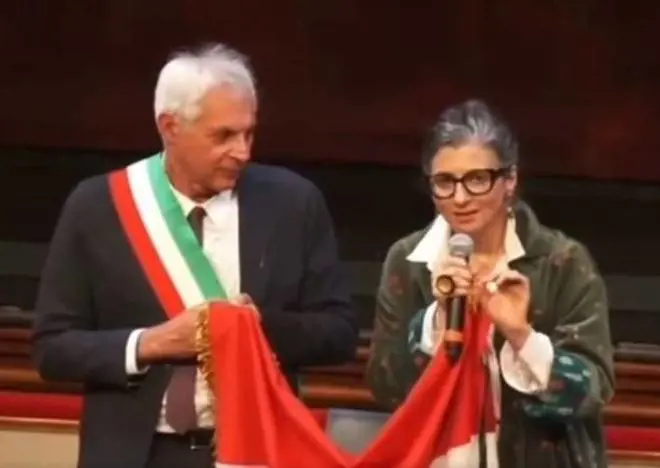 L'Emilia-Stalingrado la protegge ancora Nel Pd: "Ora basta"