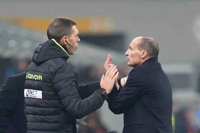 Allegri furibondo con l'arbitro di Milan-Lazio: ecco cosa ha detto prima dell'espulsione