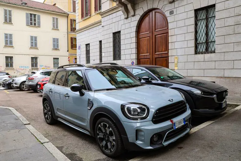Milano in "testacoda": più ricca e più violenta