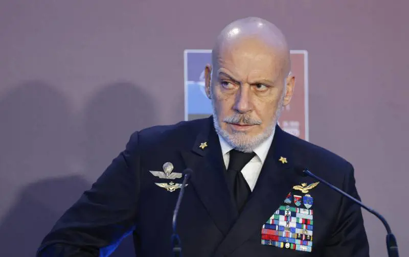 Dalla Marina alla sfida della Nato: chi è l'ammiraglio Giuseppe Cavo Dragone 