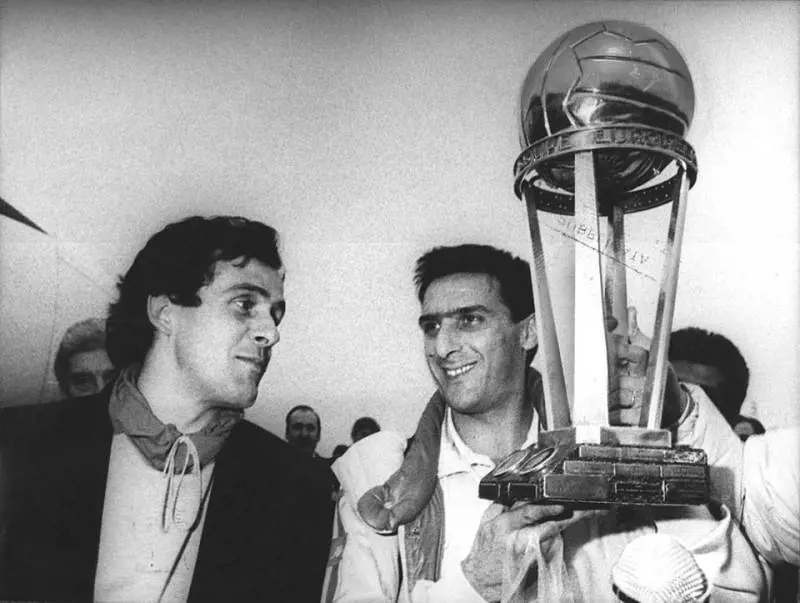 Platini e Scirea con la coppa 