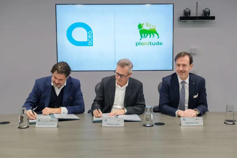 Plenitude firma con ACEA l’accordo per l’acquisizione di ACEA Energia