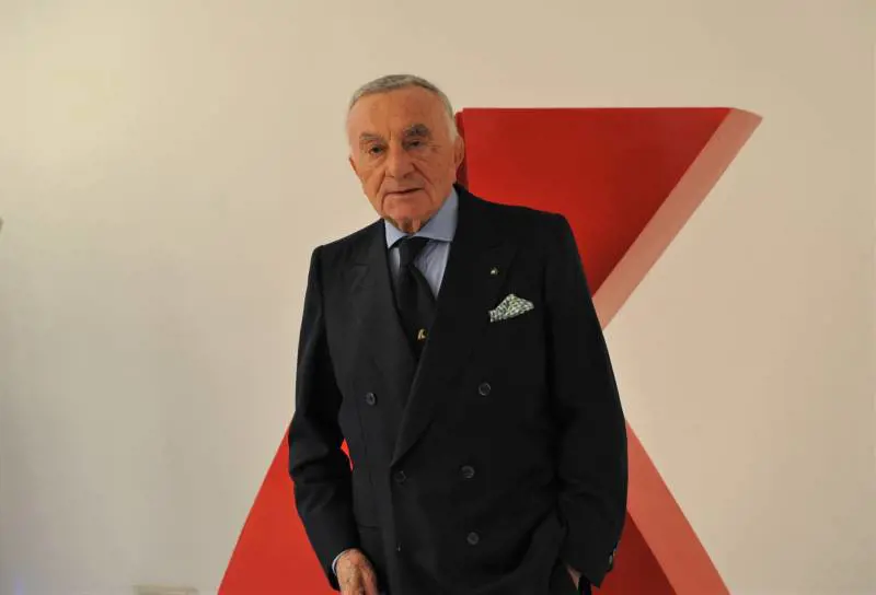 Adnkronos, il libro dei fatti compie 35 anni: in libreria l'edizione 2025 