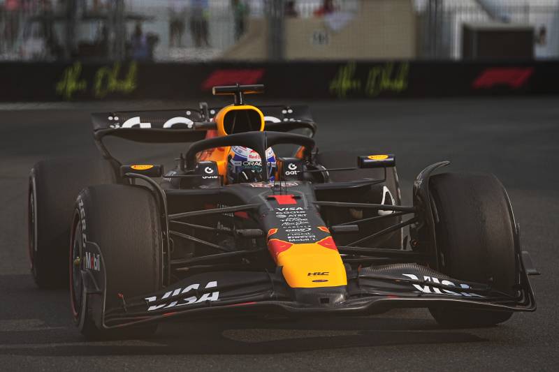F1 Abu Dhabi FP1 Verstappen