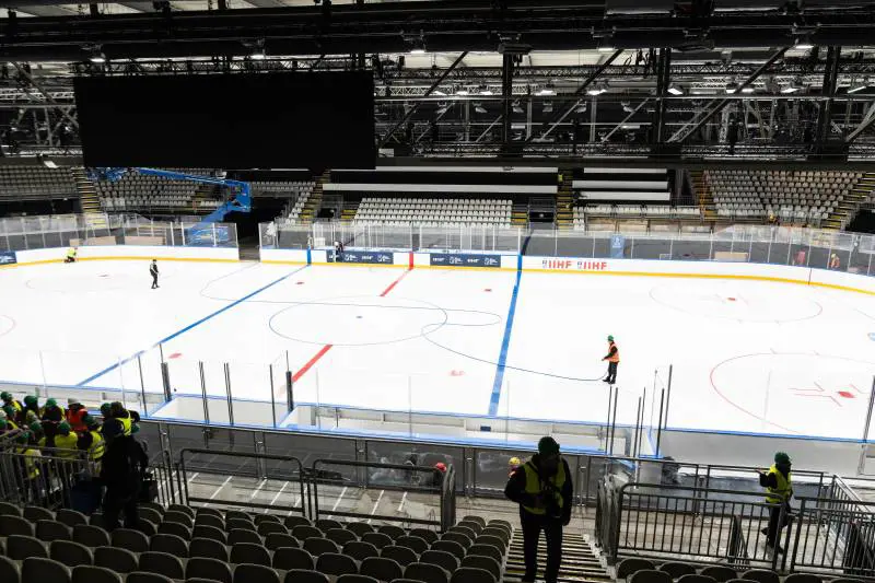 Fondazione Fiera presenta la nuova pista olimpica di hockey su ghiaccio