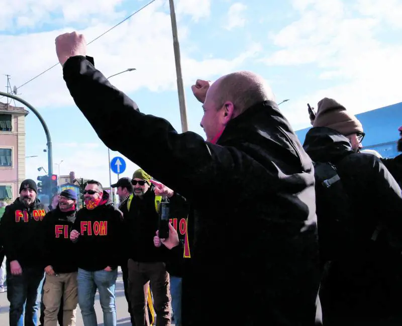 Slogan sessisti anti Meloni Landini e i dem tacciono