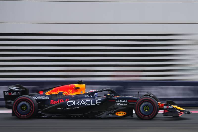 F1 Abu Dhabi FP1 Verstappen