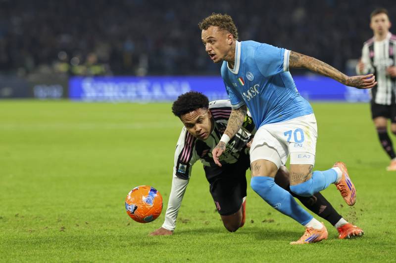 Napoli Juventus Lang McKennie