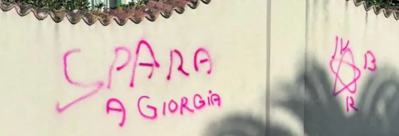 "Spara a Giorgia" firmato Br. Lo sdegno del centrodestra: "Assordante silenzio a sinistra"