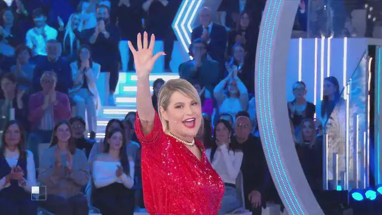 Grande Fratello, pagelle 8 dicembre: Rasha paga il prezzo anche di Omer, Anita in finale da “comodino”, Grazia pessima contro Dolce