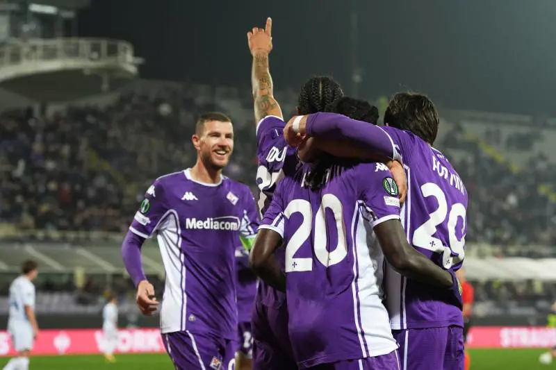 La Fiorentina torna alla vittoria in Conference League: Gudmundsson stende la Dinamo Kiev