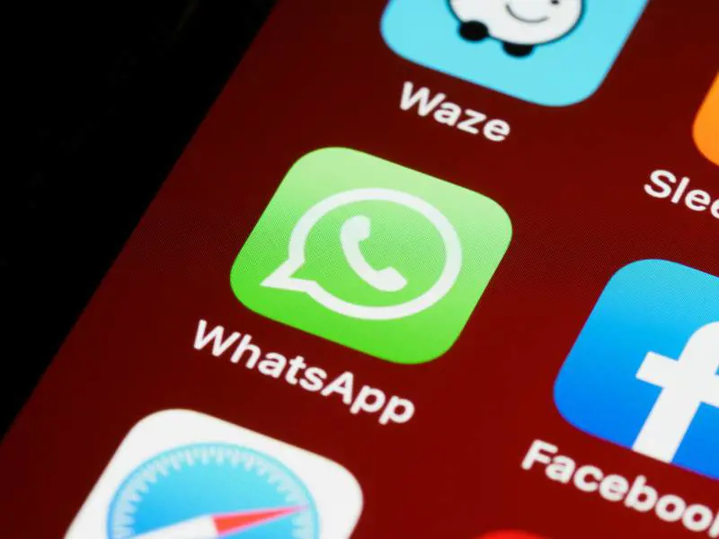 WhatsApp, ecco le novità: sticker, Meta AI e tante funzioni innovative