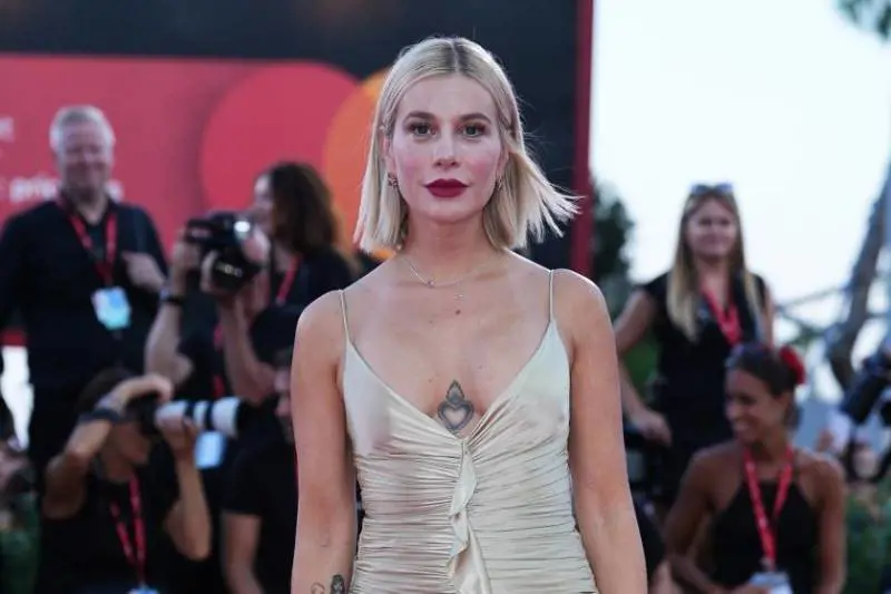 Prosciolta Clizia Incorvaia, non pubblicò le foto della figlia con fini commerciali