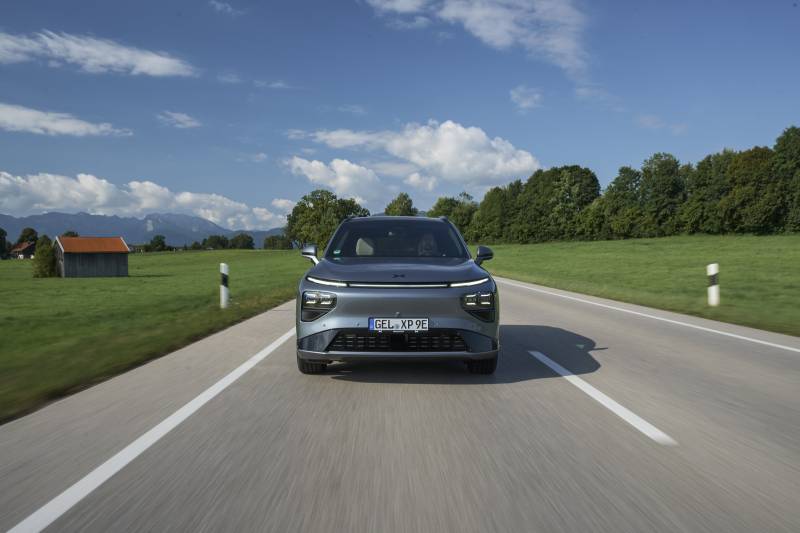 XPENG G9