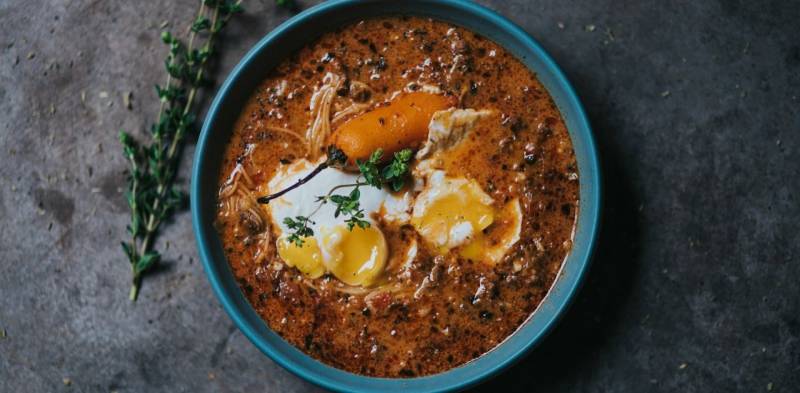 Zuppa di lenticchie e uova
