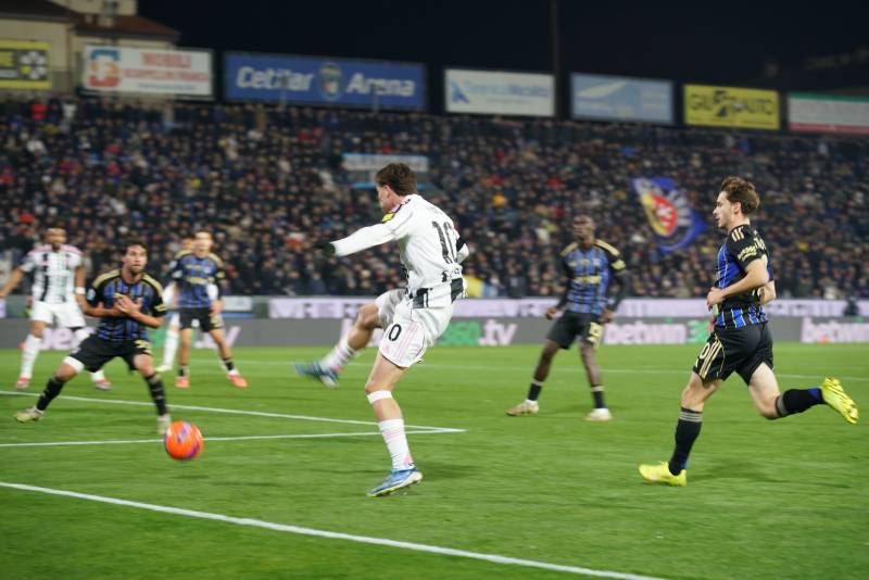 Pisa Juventus Yildiz tiro