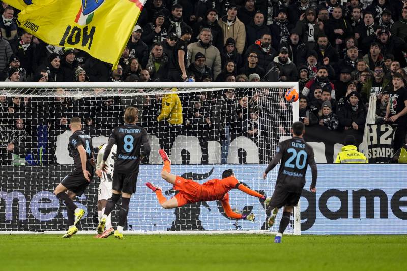 Juventus Napoli Thuram palo