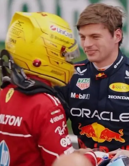 Quanto incassano i piloti di Formula 1: Verstappen e Hamilton su tutti, ecco la top 10 dei più pagati tra fisso e bonus 