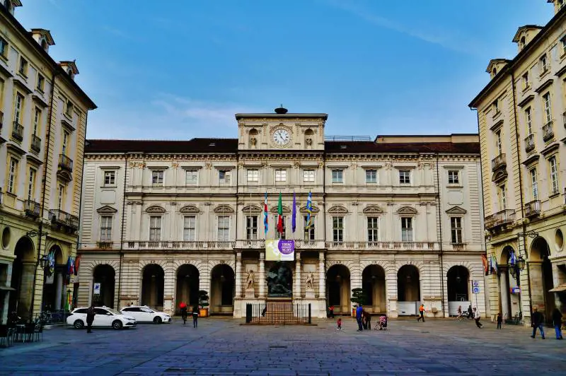 Garantismo a due velocità: indagati di serie A e (non) indagati di serie B