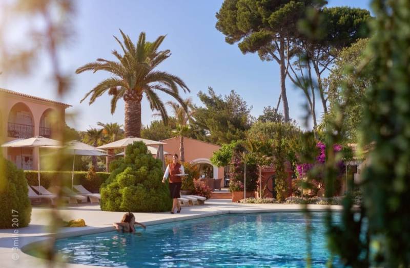 VILLA MIRAÉ- ANTIBES- COSTA AZZURRA 