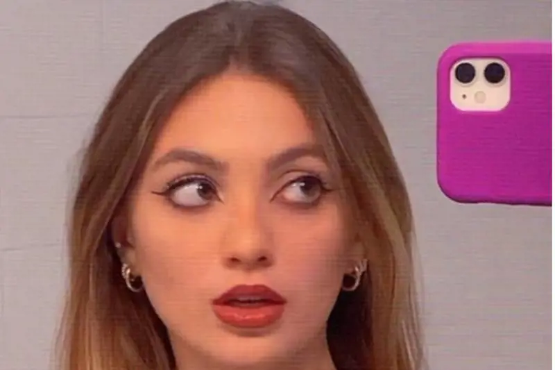 Il fidanzato la trova morta nel letto: chi era la 21enne Elena Lo ...