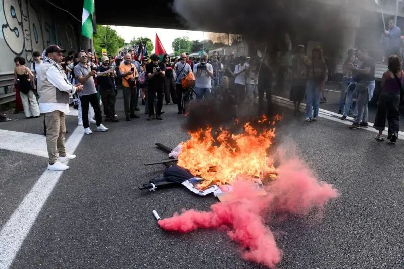 Pro Pal chiamano una nuova piazza: “Stop a ogni accordo con Israele”. Sale l’allerta nella Capitale