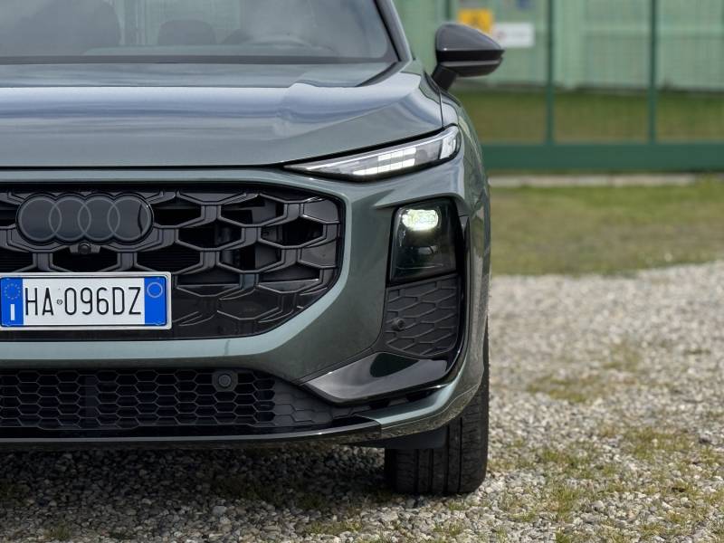 Nuova Audi Q3: la gallery  16