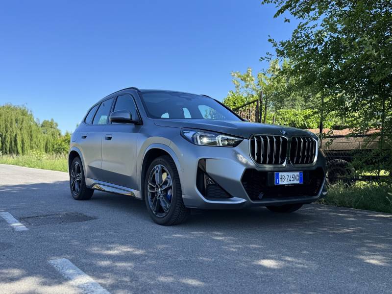 BMW X1 plug-in: guarda tutte le foto  11