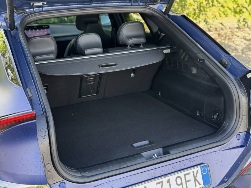 Kia EV6: guarda tutte le foto 7
