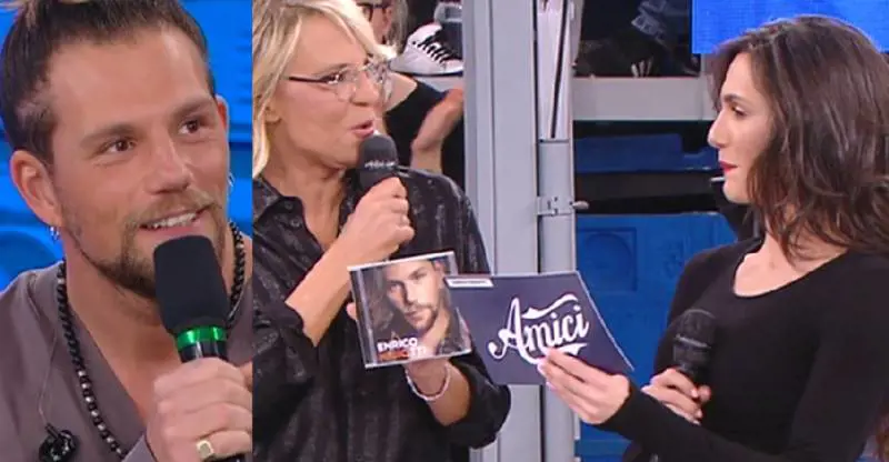 Elena D'Amario presenta l'ex Enrico Nigiotti e scoppia a piangere. Maria De Filippi interviene