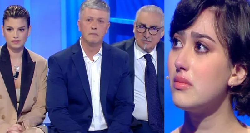 Emma Marrone consola una fan e si sfoga sul cancro: "Ci sono passata tre volte"