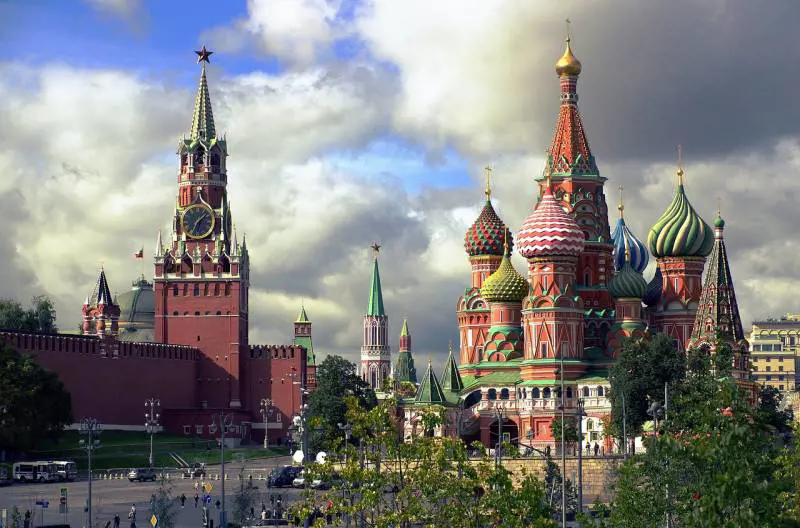 Caso La Stampa-Russia, insorge il Pd: "Intervenga la Commissione Ue"