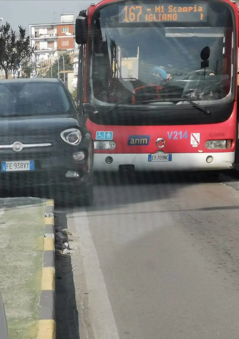 L'aria pessima scagiona l'auto