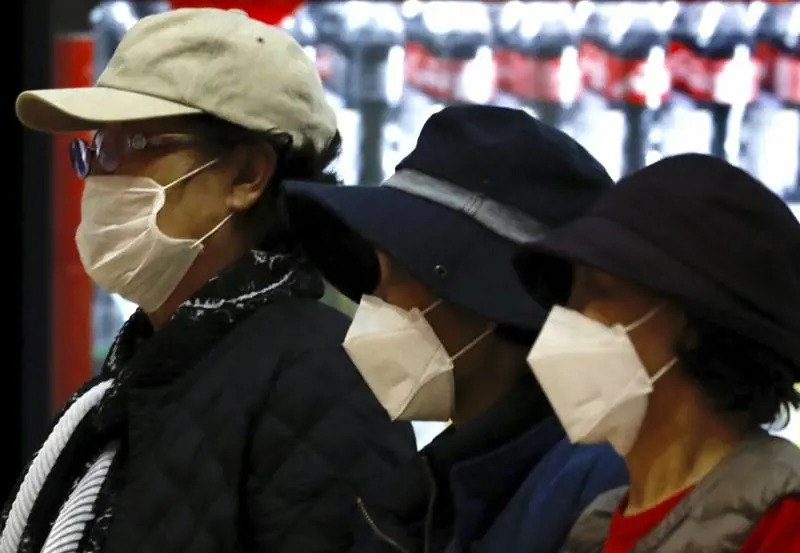 Coronavirus, l'Ue ora ci prende a schiaffi. Ci lascia senza le mascherine