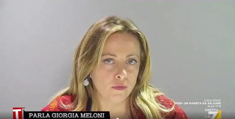 L'ira della Meloni: "Io come Fini? Lui ha tradito la destra"