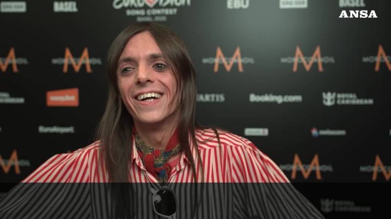 Lucio Corsi: "Eurovision puo' insegnarmi qualcosa per il mio futuro"