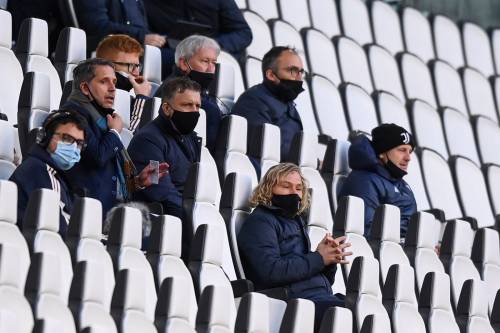 La frase che umilia la Juve: "Coppe? Cosa ci fate lì..."