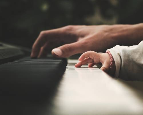 Un algoritmo musicale migliora il sonno e riduce lo stress