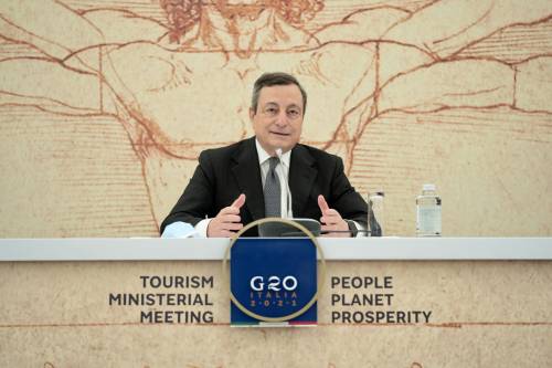 Le 3 date per l'addio al coprifuoco: ecco il piano di Draghi